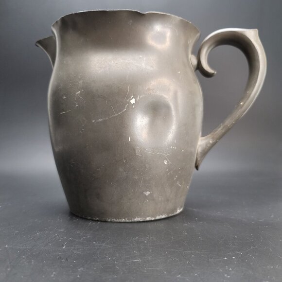 R. H. Macy & Company Pewter Pitcher Vintage Metal Rustic Water Vase CR611 - Picture 3 of 8